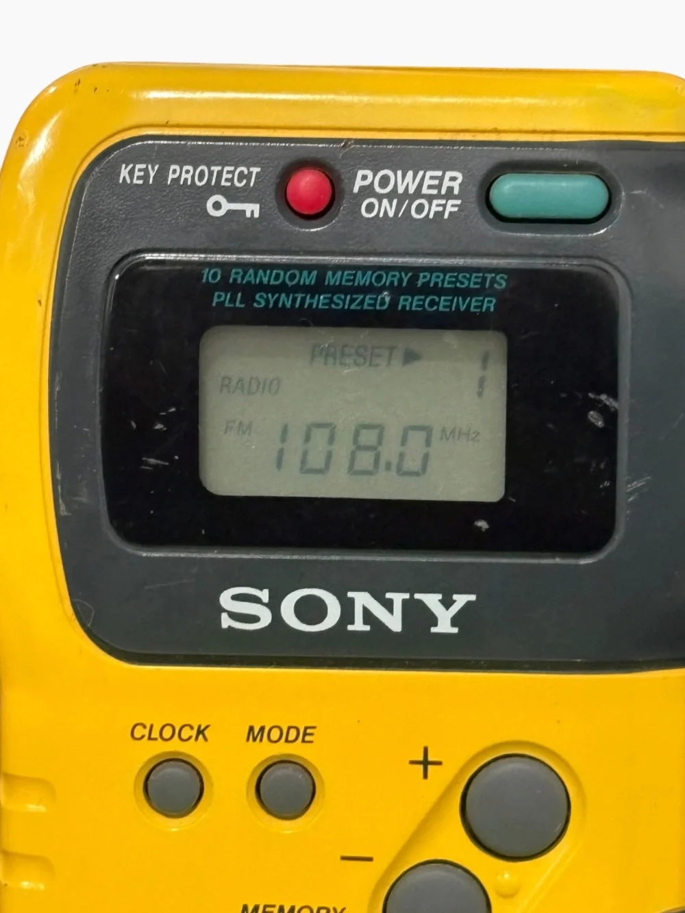 Vintage Sony SRF-M7O Sports Walkman Digital AM/FM Stereo Radio